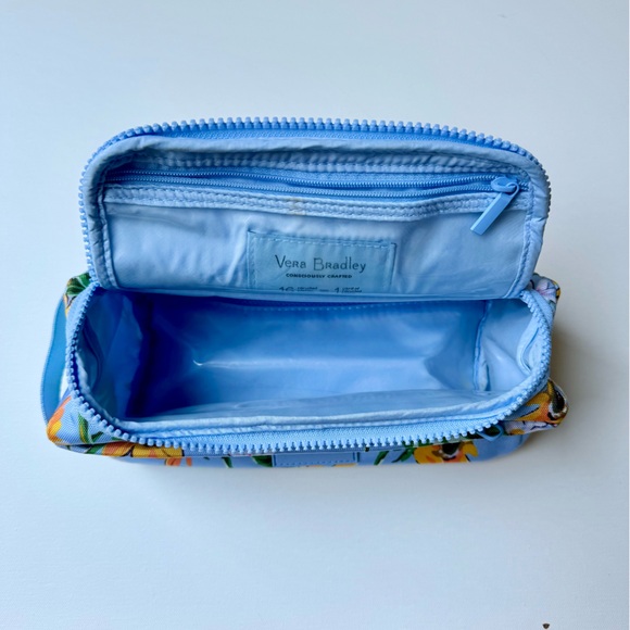 Small “Reactive” Cosmetic - Picture 2 of 4